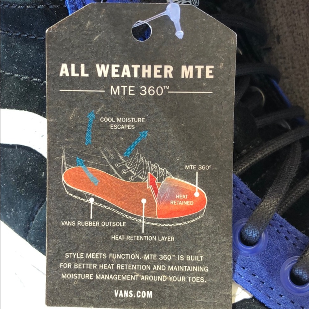 🌴🌼VANS- MOUNTAIN ALL WEATHER PROOF HIGH TOPS🌼🌴 - Picture 7 of 14